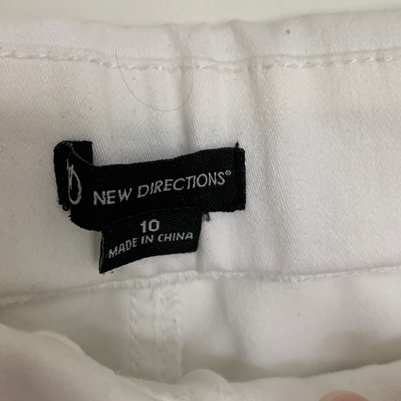 New Directions Women’s Pull-on Cropped Pants White 10 - Picture 3 of 7